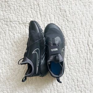 Black Nike Sneakers